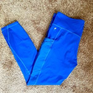 Fabletics High-Waisted Pocket 7/8 Legging